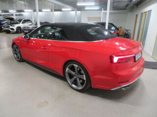 Audi S5 3.0 260кВ