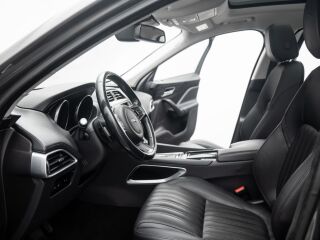 Jaguar F-Pace AWD 2.0 132kW