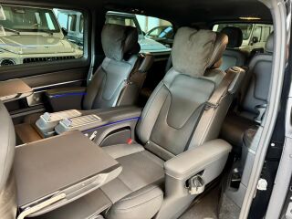 Mercedes-Benz V 300 Extra Lang 4matic AMG 2.0 R4 174kW