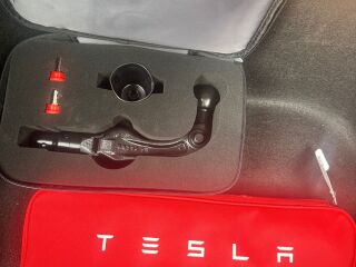 Tesla Model Y Long Range 4WD 378kW