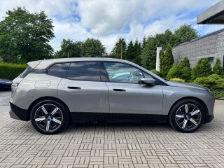 BMW iX xDrive 40 xDrive 40 Sportpakett 240кВ