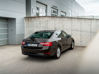 Skoda Superb Ambition Plus 2.0 110кВ