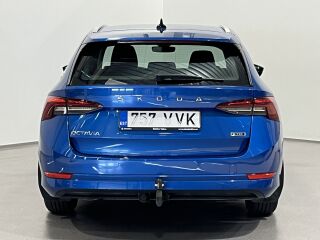 Skoda Octavia Combi Ambition 1.5 TSI m-Hybrid 110кВ