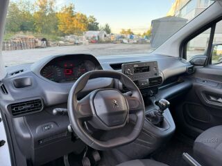 Peugeot Partner 1.2 81кВ