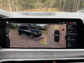 BMW X5 M50 M50i 4.4 V8 390kW