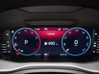 Skoda Karoq SPORTLINE 4X4 2.0 TSI 140кВ