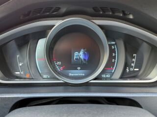 Volvo V40 Summum 1.6 TDi 84kW