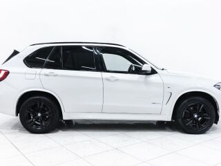 BMW X5 xDrive 30d M-Sport 3.0 R6 N57 190кВ