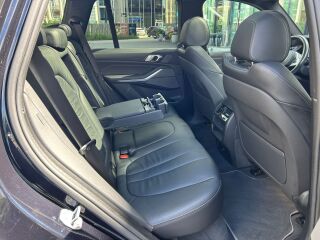 BMW X5 xDrive40i M Sport 3.0 R6 250кВ