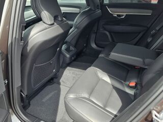 Volvo V90 Cross Country AWD Plus Bright B4 KERS Mild Hyb 2.0 145kW