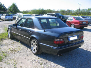 Mercedes-Benz E 500 Limited 5.0 V8 235kW