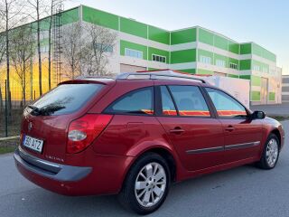 Renault Laguna Elegance 2.0 99kW