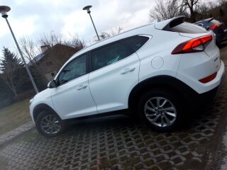 Hyundai Tucson Style 4WD 7DCT 1.6 T-GDI 130kW
