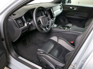 Volvo V60 AWD PLUS DARK INTELLI SAFE PRO 2.0 T6 Recharge Long Range Plug In Hybrid 293kW
