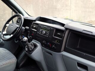 Ford Transit 300L Van 2.2 TDCi 103kW