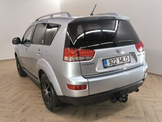 Citroen C-Crosser Family +7 2.4 125kW