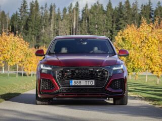 Audi RS Q8 4.0 441кВ