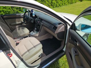 Audi A6 2.4 121кВ
