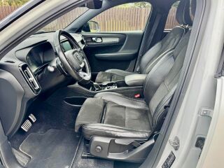 Volvo XC40 R Design 2.0 140кВ