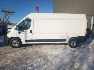 Peugeot Boxer L3H2 3.5t BlueHDi 140 AT8 2.2 103kW