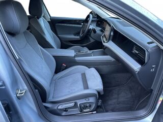 Volkswagen Passat Business 1.5 eTSI 110kW
