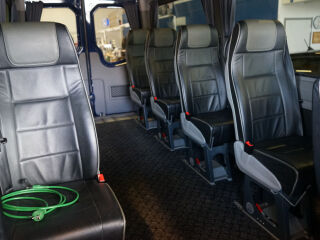 Volkswagen Crafter 35 Kombi BlueMotion 2.0 R4 TDI Twin Turbo 120kW