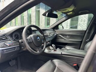 BMW 535 M-Pakett 3.0 R6 3.0 220кВ