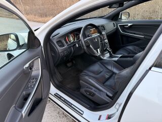 Volvo V60 2.4 120kW