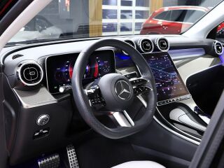 Mercedes-Benz GLC 300 e 4Matic AMG Pakett 2.0 Plug-in Hybrid 150kW