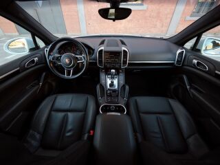 Porsche Cayenne 3.0 V6 TDI 193кВ