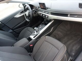 Audi A4 Avant 40 EU6 2.0 R4 TDI 140kW