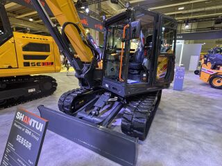 Shantui SE85SR 9TONNI 54kW