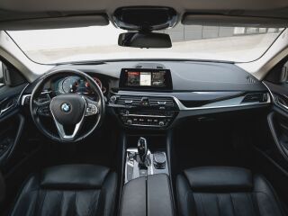 BMW 530 Sportpakett 3.0 195kW