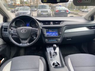 Toyota Avensis Active Plus 1.8 108kW