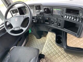 Scania R490
