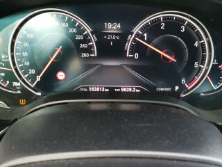 BMW 530 xDrive M Sportpakett 3.0 195kW 3.0 195кВ