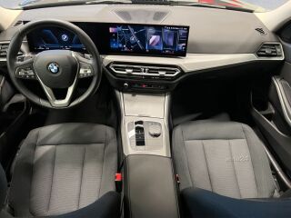 BMW 320 d xDrive 2.0 R4 140kW