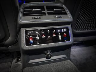 Audi A6 50 TFSI E Quattro 2.0 220кВ