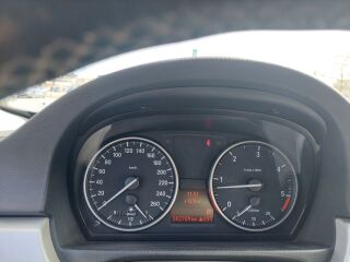 BMW 320 2.0 R4 135kW