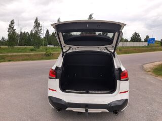 BMW X1 M-Pakett xDrive 2.0 140кВ