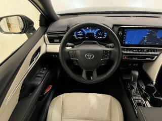 Toyota Camry Executive 137kW