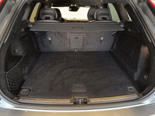 Volvo XC60 AWD R-Design B4 KERS 2.0 145кВ
