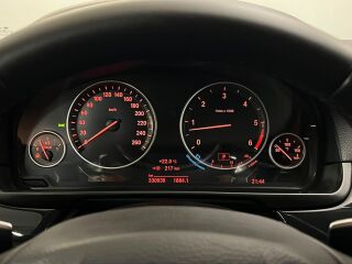BMW 530 d xDrive Luxury Line 3.0 190кВ