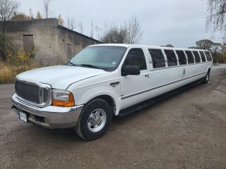 Ford Excursion Super Stretch Limousine 5.4