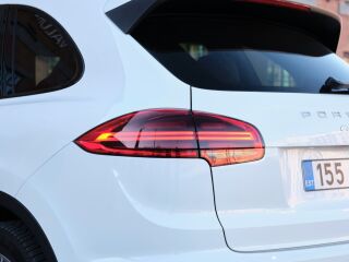 Porsche Cayenne 3.0 V6 TDI 193кВ