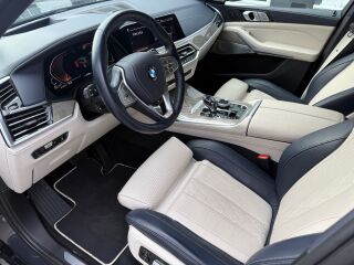 BMW X7 Individual 3.0 195kW