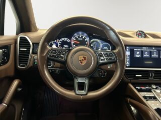 Porsche Cayenne Turbo 4.0 404kW