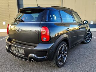 MINI Cooper S JOHN WORKS COUNTRYMAN 1.6 TURBO 140kW