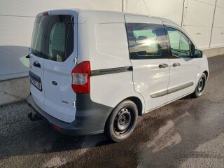 Ford Tourneo Courier 1.0 74kW