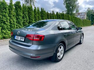 Volkswagen Jetta Bluemotion 1.2 77kW